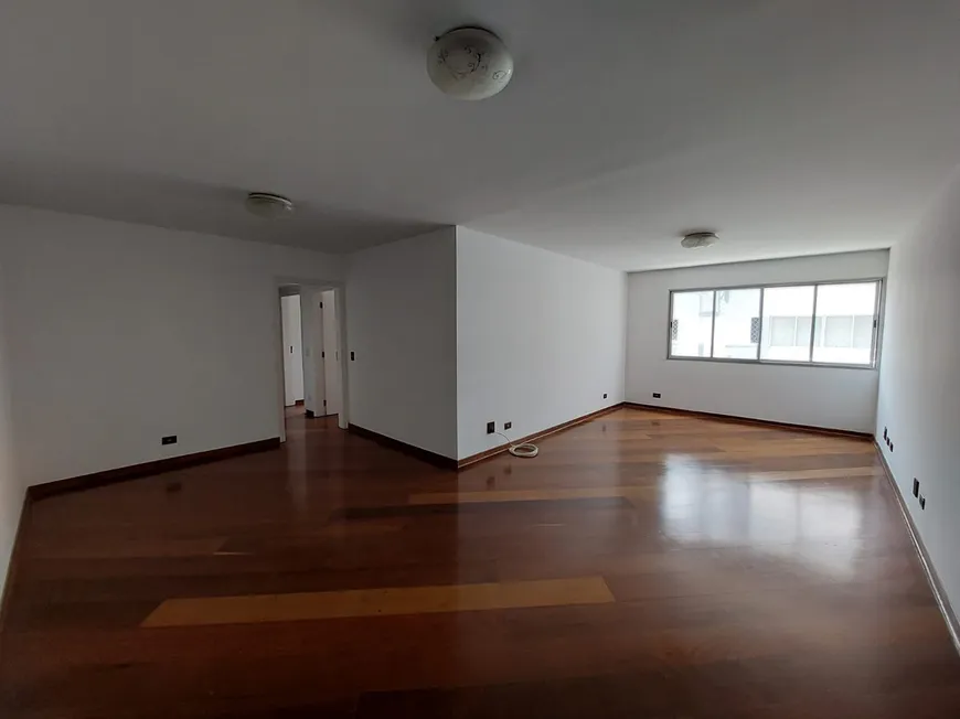 Foto 1 de Apartamento com 3 Quartos para alugar, 149m² em Jardim Paulista, São Paulo