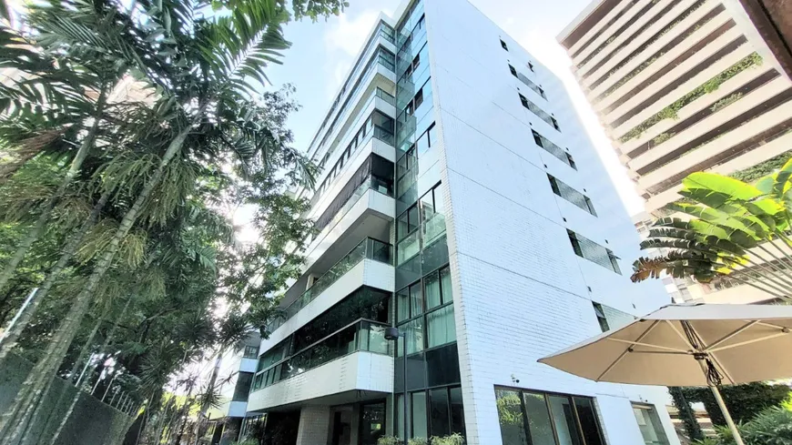 Foto 1 de Apartamento com 4 Quartos à venda, 150m² em Apipucos, Recife
