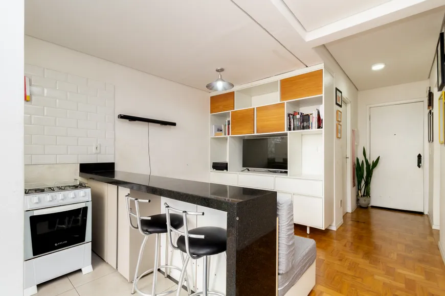 Foto 1 de Apartamento com 2 Quartos à venda, 56m² em Santa Cecília, São Paulo
