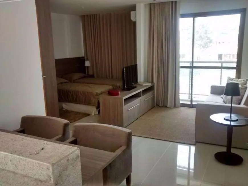 Foto 1 de Flat com 1 Quarto à venda, 35m² em Jacarepaguá, Rio de Janeiro