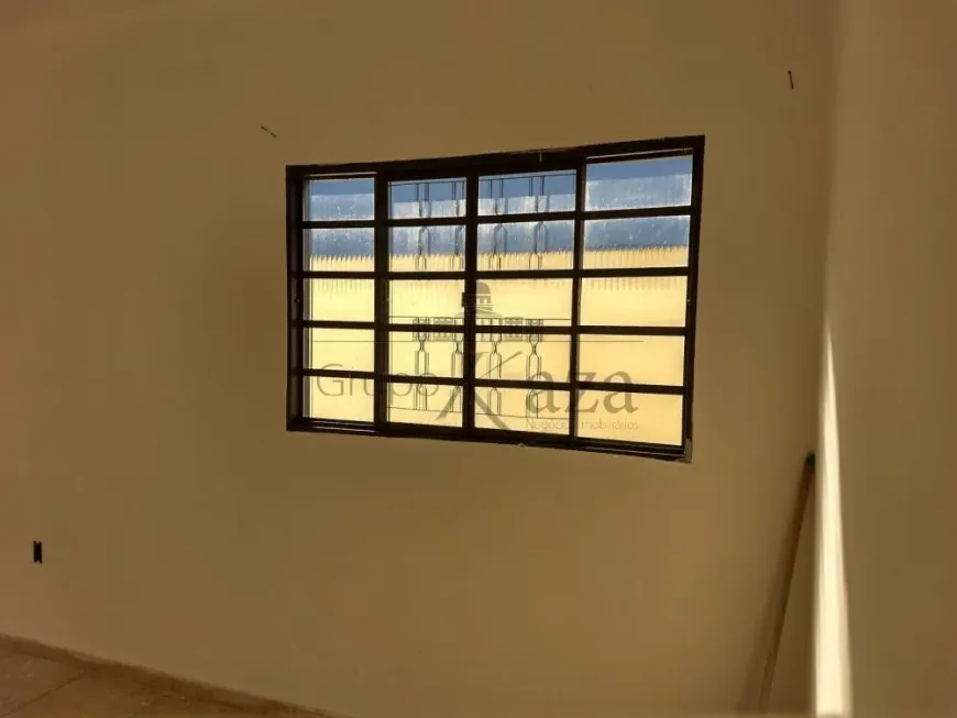 Foto 1 de Casa com 2 Quartos à venda, 230m² em Eugênio de Melo, São José dos Campos