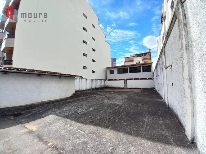 Foto 1 de Casa com 2 Quartos à venda, 360m² em Cascatinha, Juiz de Fora