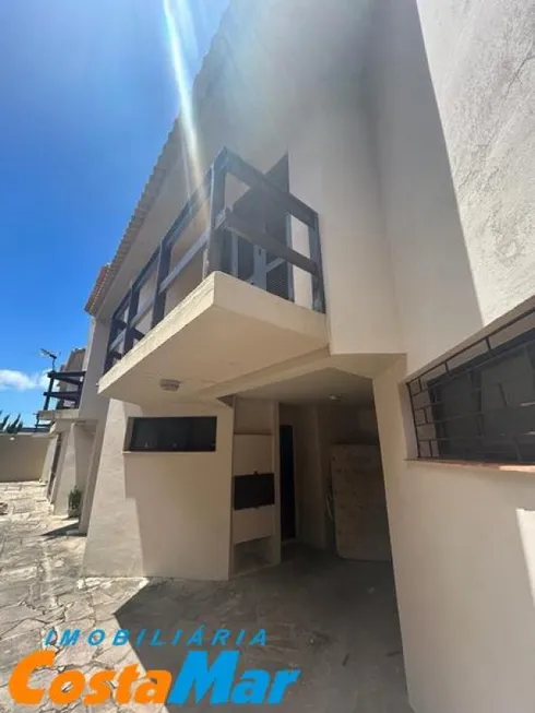 Foto 1 de Sobrado com 2 Quartos à venda, 80m² em Centro, Tramandaí