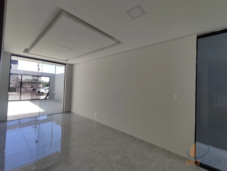 Foto 1 de Casa com 2 Quartos à venda, 76m² em Novo Horizonte, Conselheiro Lafaiete