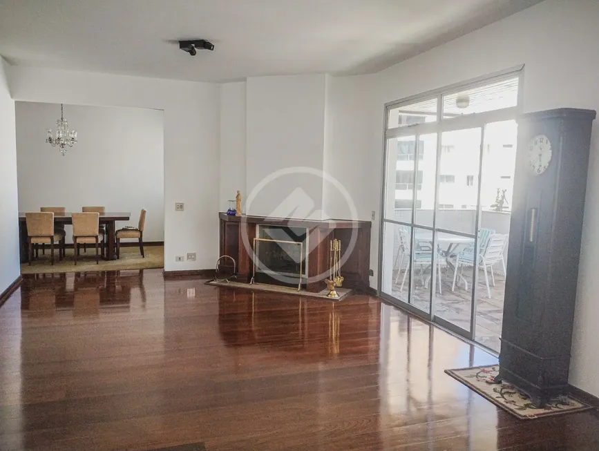 Foto 1 de Apartamento com 4 Quartos à venda, 244m² em Moema, São Paulo
