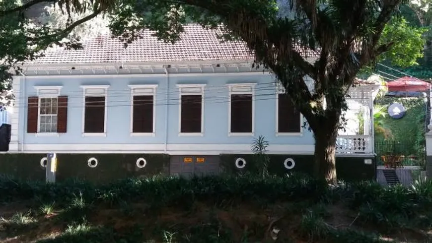 Foto 1 de Casa com 6 Quartos para venda ou aluguel, 320m² em Centro, Petrópolis