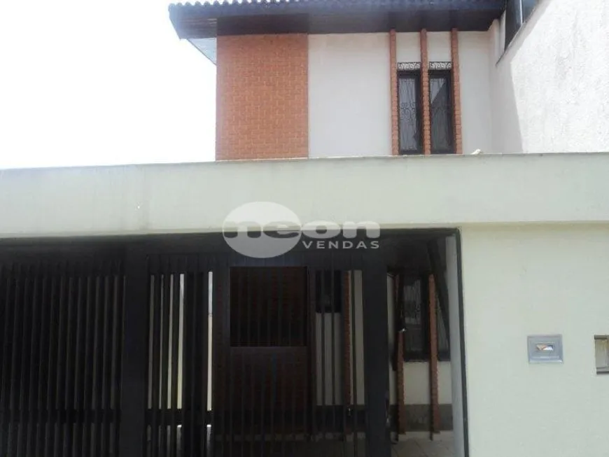 Foto 1 de Sobrado com 3 Quartos à venda, 184m² em Centro, Diadema