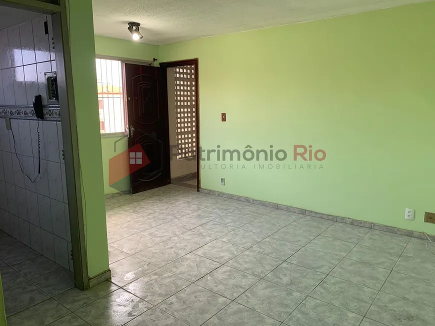 Foto 1 de Apartamento com 2 Quartos à venda, 55m² em Rocha Miranda, Rio de Janeiro