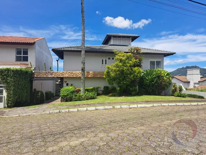 Foto 1 de Casa com 5 Quartos à venda, 382m² em Joao Paulo, Florianópolis