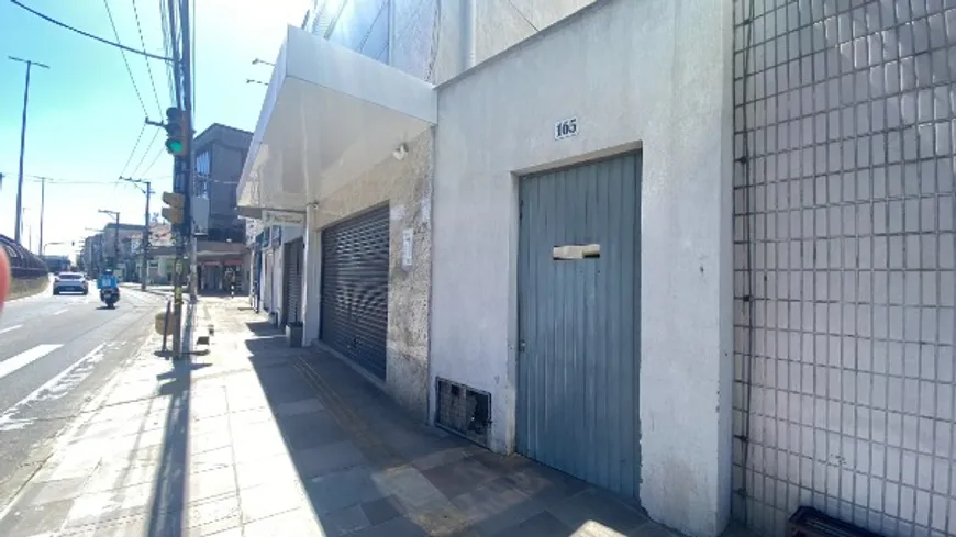 Foto 1 de Prédio Comercial à venda, 260m² em São João, Porto Alegre