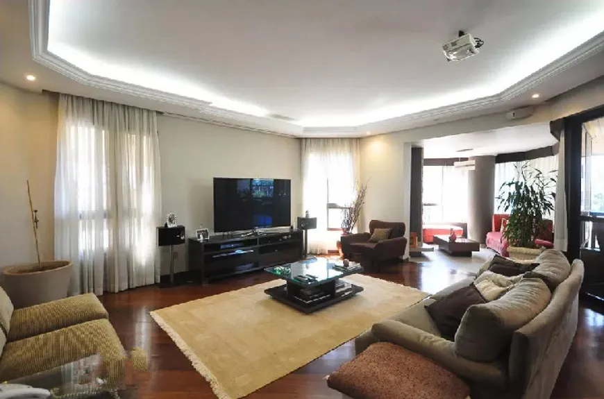 Foto 1 de Apartamento com 4 Quartos à venda, 244m² em Jardim Vitoria Regia, São Paulo