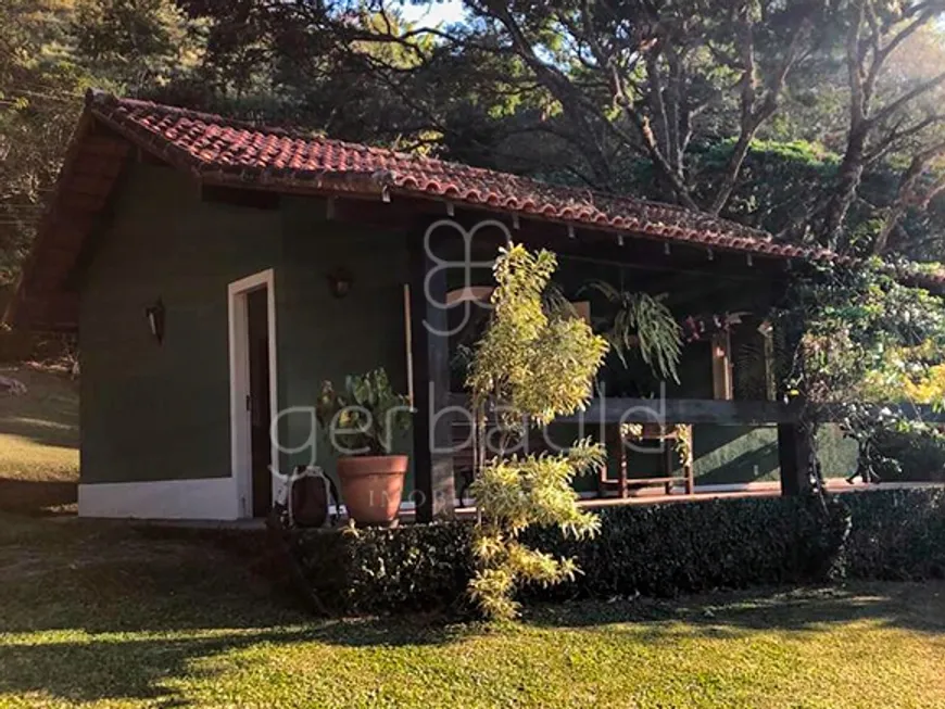 Foto 1 de Casa de Condomínio com 7 Quartos à venda, 260m² em Cuiaba, Petrópolis