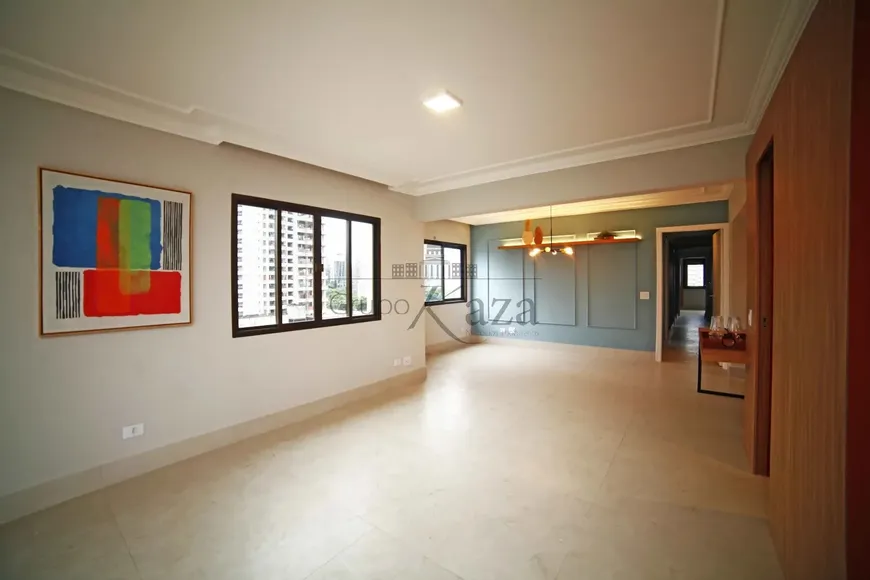 Foto 1 de Apartamento com 3 Quartos à venda, 170m² em Vila Olímpia, São Paulo