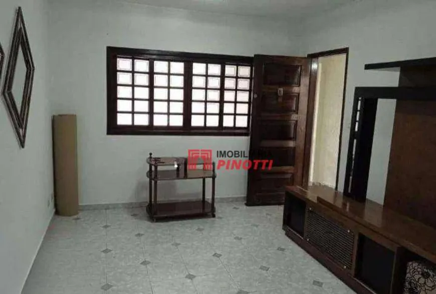 Foto 1 de Sobrado com 3 Quartos para alugar, 134m² em Santa Terezinha, São Bernardo do Campo