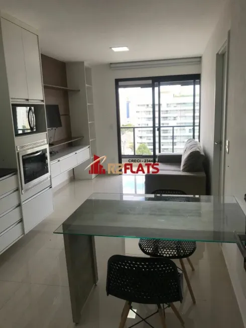 Foto 1 de Flat com 1 Quarto à venda, 42m² em Campo Belo, São Paulo