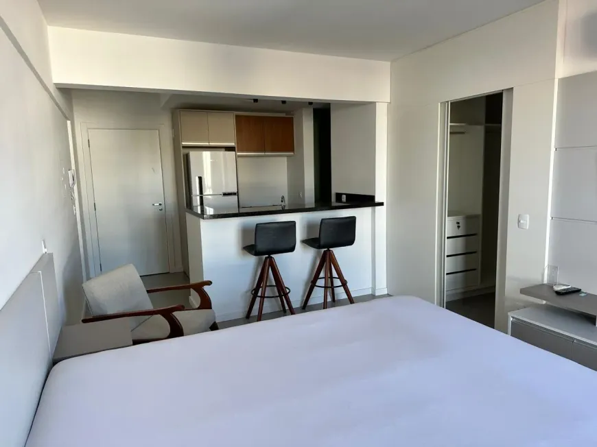 Foto 1 de Apartamento com 1 Quarto à venda, 40m² em Pátria Nova, Novo Hamburgo