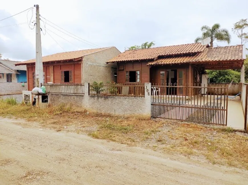 Foto 1 de Casa com 4 Quartos à venda, 86m² em Costeira, Balneário Barra do Sul