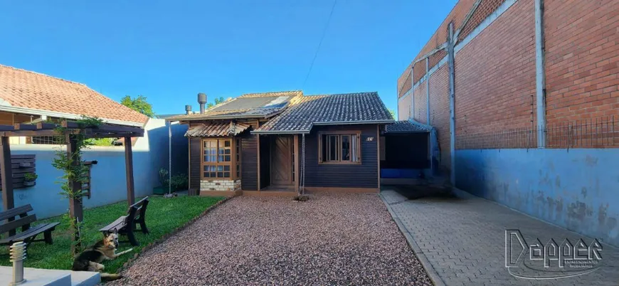 Foto 1 de Casa com 3 Quartos à venda, 166m² em Cohab Leste, Campo Bom