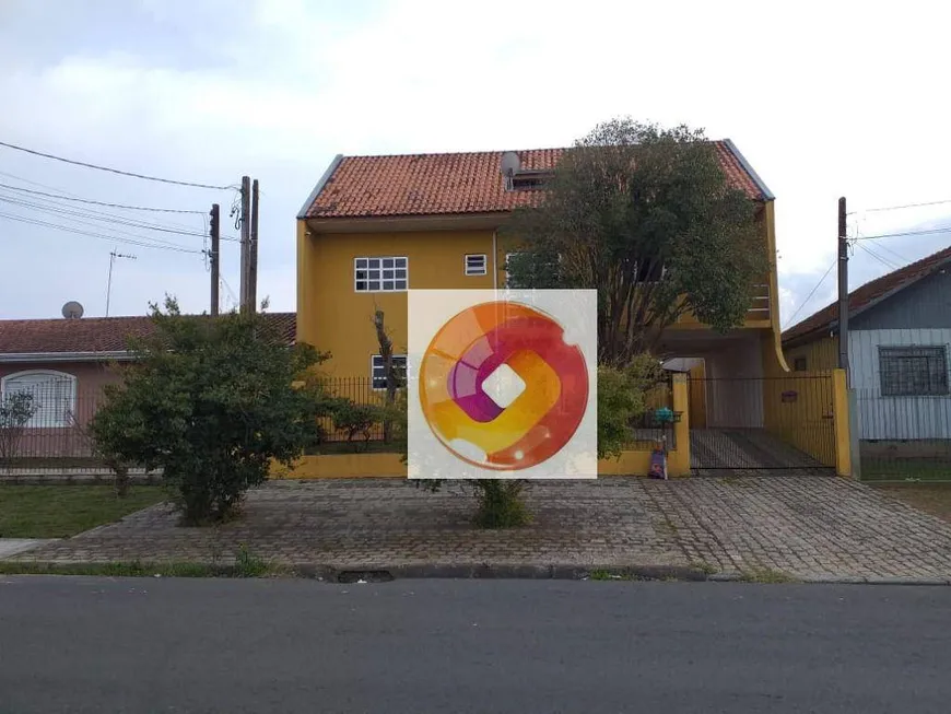 Foto 1 de Casa com 4 Quartos à venda, 300m² em Orleans, Curitiba