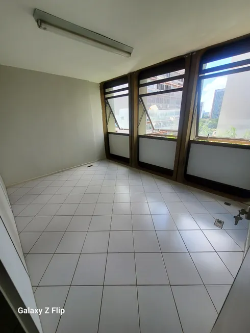 Foto 1 de Sala Comercial para venda ou aluguel, 36m² em Asa Sul, Brasília