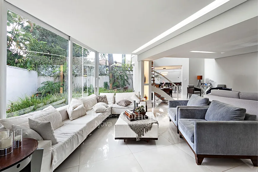Foto 1 de Casa de Condomínio com 4 Quartos à venda, 546m² em Morumbi, São Paulo