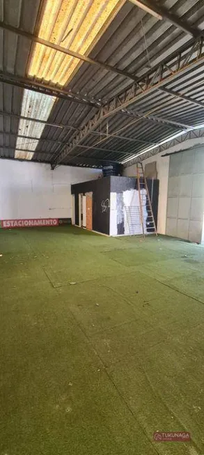 Foto 1 de Ponto Comercial para alugar, 135m² em Cocaia, Guarulhos