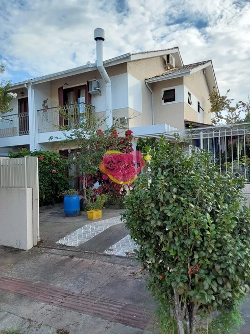 Foto 1 de Casa com 3 Quartos à venda, 180m² em Campeche, Florianópolis