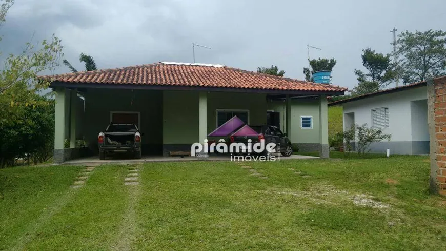 Foto 1 de Fazenda/Sítio com 2 Quartos à venda, 125m² em Vila Industrial, São José dos Campos