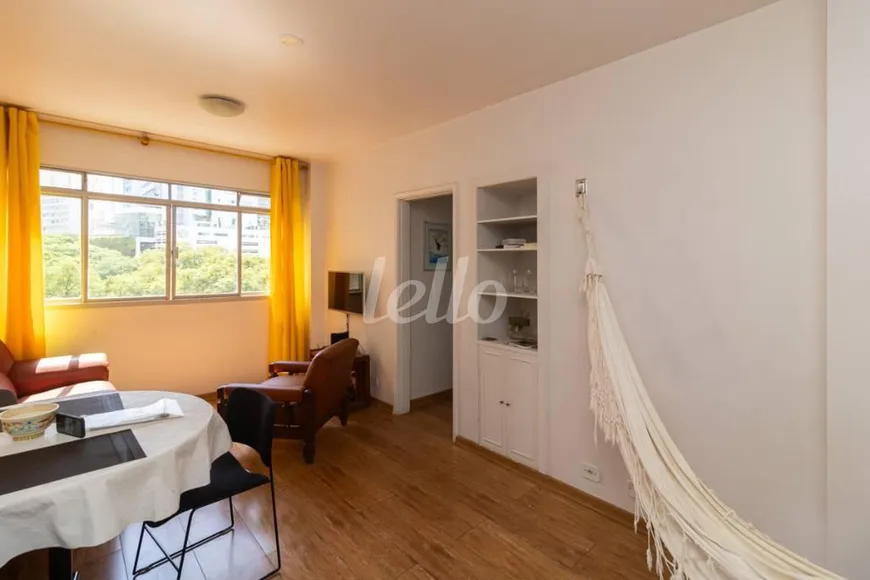 Foto 1 de Apartamento com 2 Quartos para alugar, 60m² em Bela Vista, São Paulo