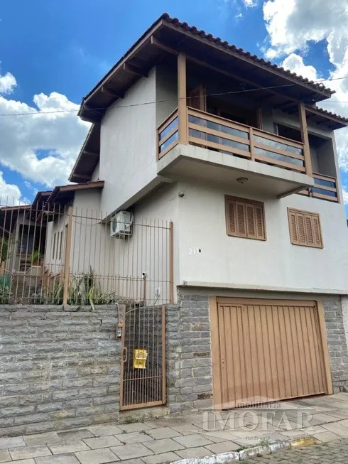 Foto 1 de Casa com 4 Quartos à venda, 319m² em Planalto, Farroupilha