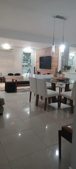 Foto 1 de Casa de Condomínio com 3 Quartos à venda, 299m² em Alphaville, Santana de Parnaíba