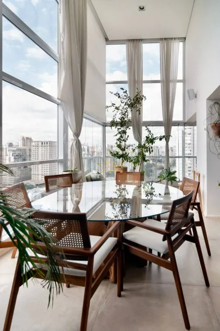 Foto 1 de Apartamento com 3 Quartos à venda, 136m² em Brooklin, São Paulo