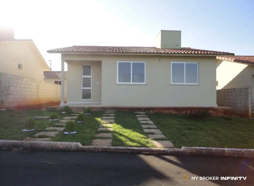 Foto 1 de Casa de Condomínio com 3 Quartos à venda, 61m² em Residencial Solar Ville, Goiânia