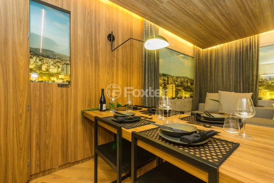 Foto 1 de Apartamento com 2 Quartos à venda, 63m² em Rio Branco, Porto Alegre