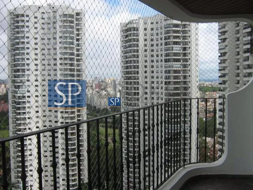 Foto 1 de Apartamento com 4 Quartos à venda, 280m² em Santo Amaro, São Paulo