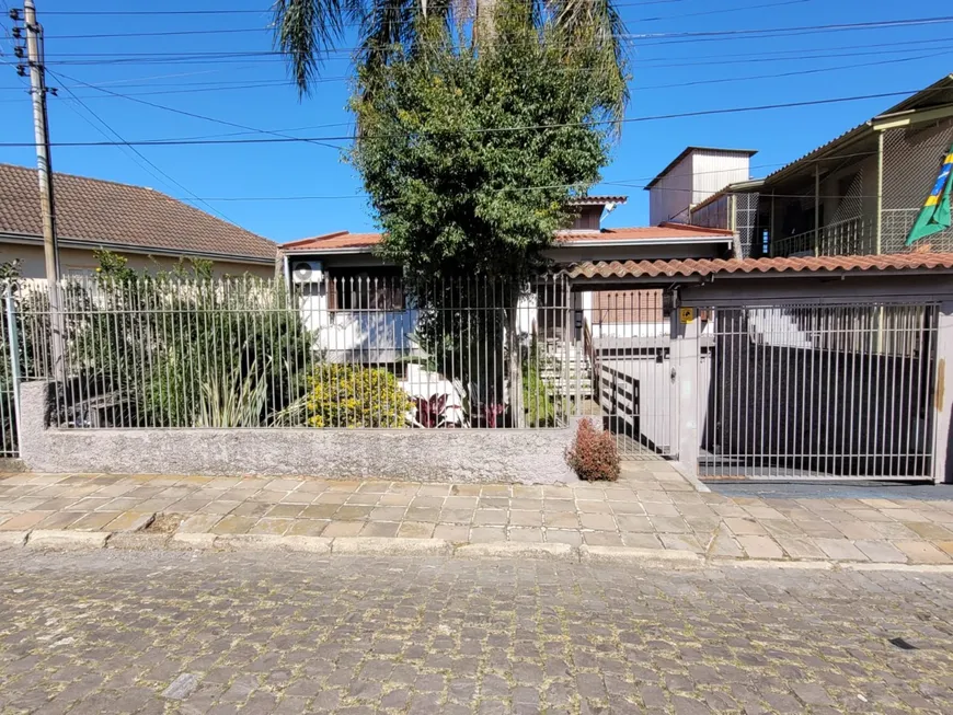 Foto 1 de Casa com 4 Quartos à venda, 394m² em Rio Branco, Caxias do Sul