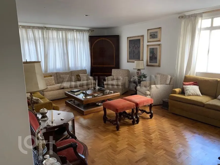 Foto 1 de Apartamento com 3 Quartos à venda, 205m² em Jardim América, São Paulo