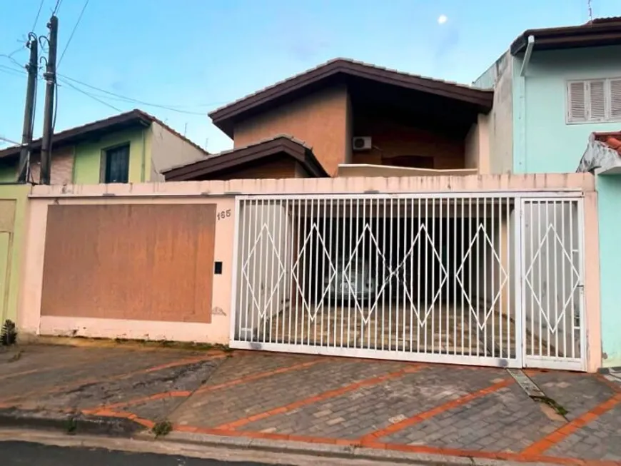 Foto 1 de Sobrado com 3 Quartos à venda, 271m² em Jardim Astro, Sorocaba