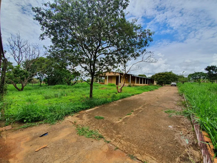 Foto 1 de Fazenda/Sítio com 3 Quartos à venda, 364m² em Chacaras Araguaia, Novo Gama