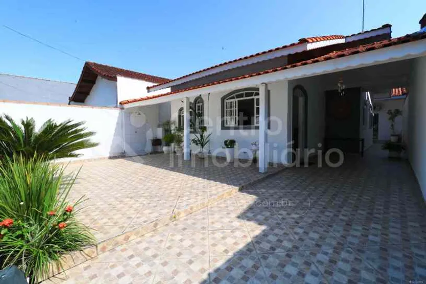 Foto 1 de Casa com 2 Quartos à venda, 117m² em Jardim Peruibe , Peruíbe