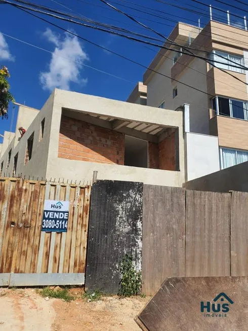 Foto 1 de Casa com 3 Quartos à venda, 100m² em Planalto, Belo Horizonte