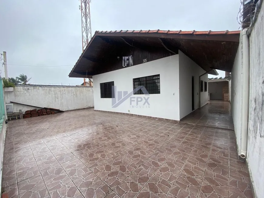 Foto 1 de Casa com 3 Quartos à venda, 126m² em Vila Loty, Itanhaém