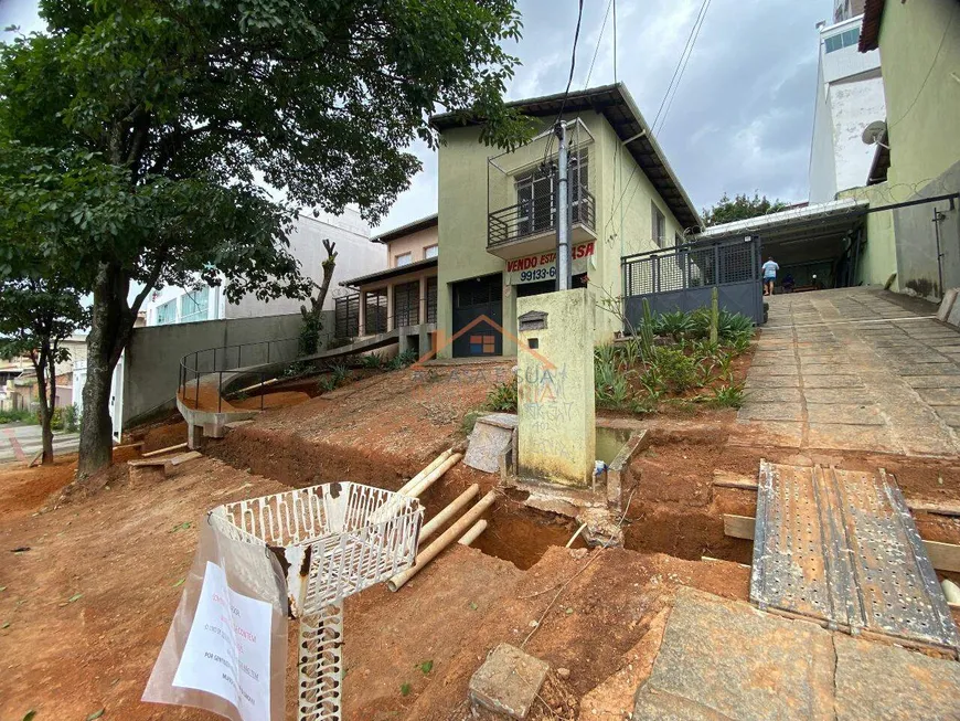 Foto 1 de Casa com 3 Quartos à venda, 250m² em Jardim Riacho das Pedras, Contagem