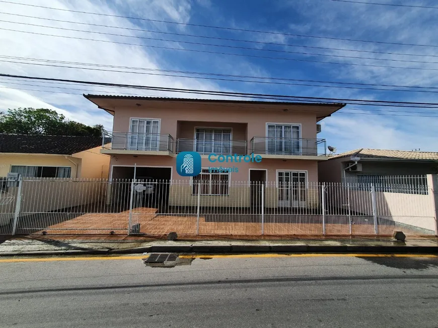 Foto 1 de Casa com 4 Quartos à venda, 220m² em Serraria, São José