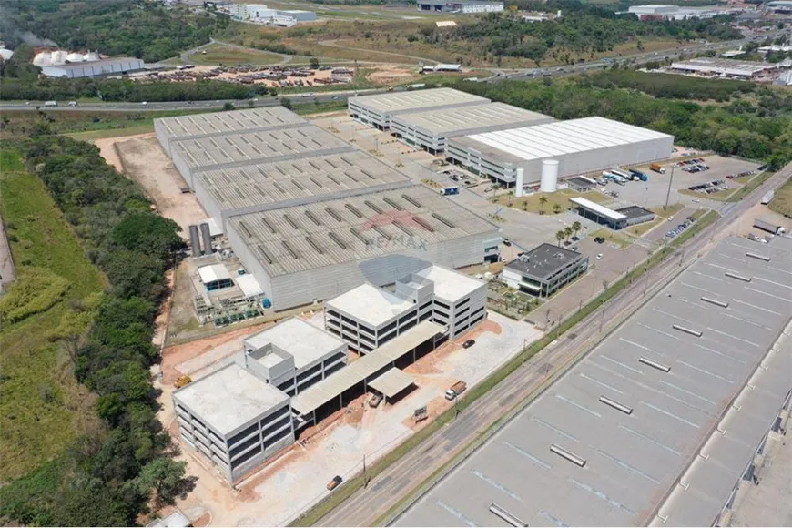 Foto 1 de Galpão/Depósito/Armazém para alugar, 8673m² em Distrito Industrial, Jundiaí