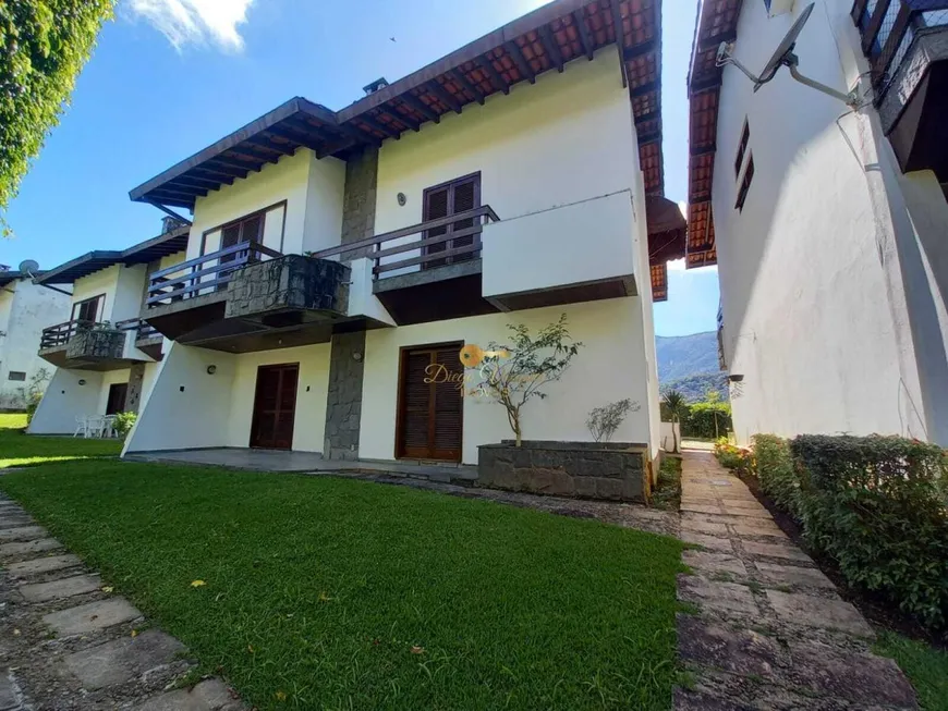 Foto 1 de Casa de Condomínio com 5 Quartos à venda, 212m² em Alto, Teresópolis