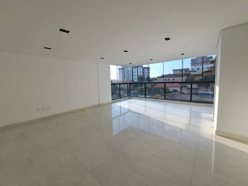 Foto 1 de Apartamento com 3 Quartos à venda, 132m² em Teixeira Dias, Belo Horizonte