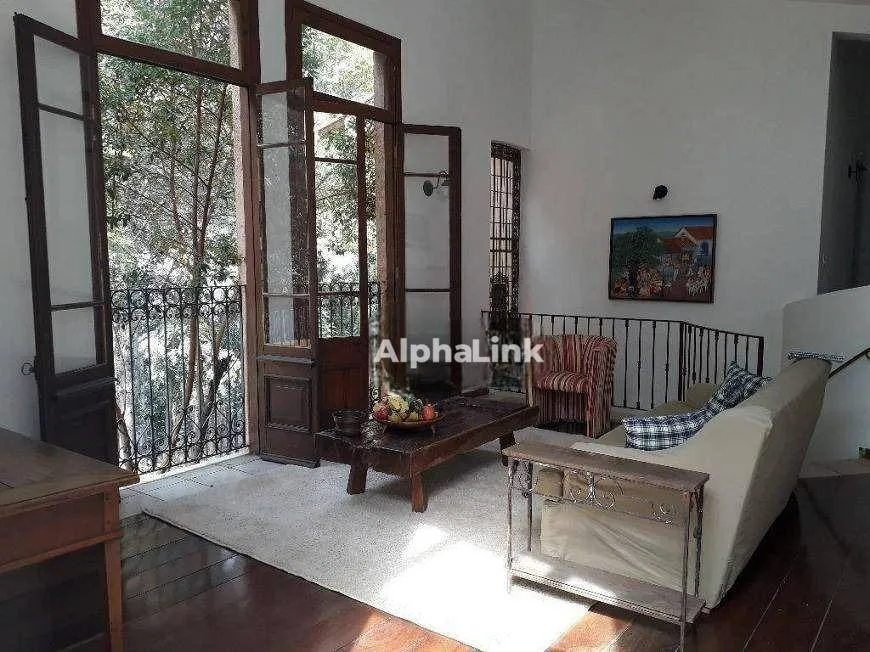 Foto 1 de Casa de Condomínio com 4 Quartos à venda, 509m² em Alphaville, Barueri