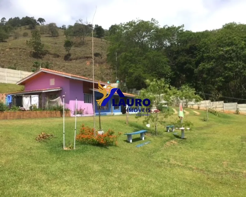 Foto 1 de Fazenda/Sítio com 5 Quartos à venda, 300m² em Centro , Joanópolis