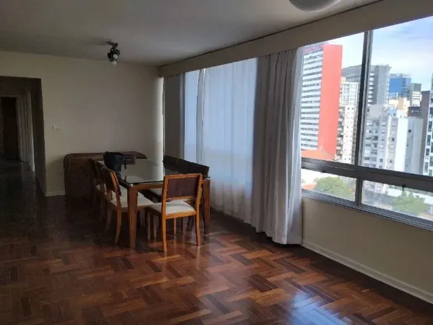 Foto 1 de Apartamento com 3 Quartos à venda, 134m² em Bela Vista, São Paulo